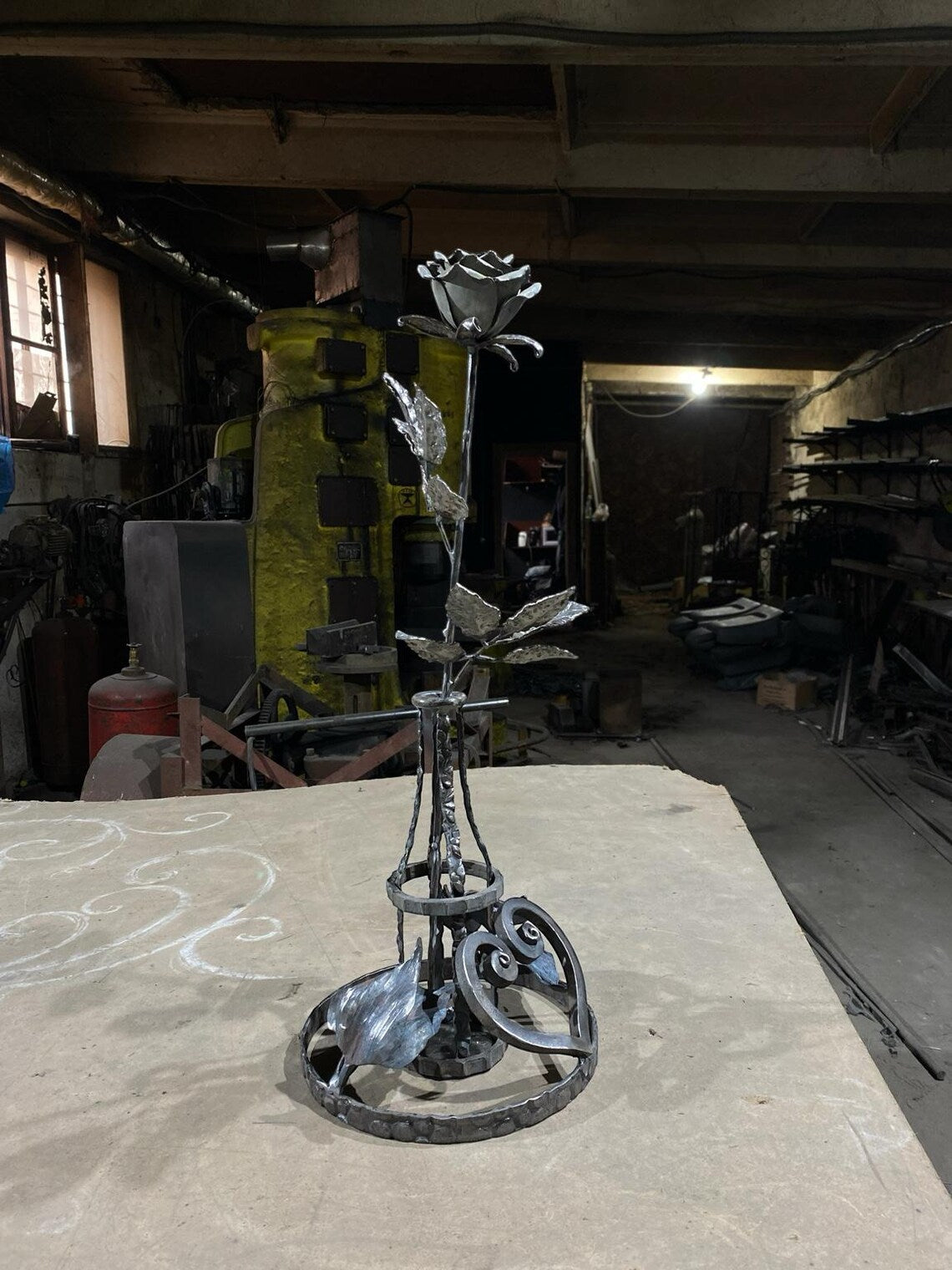 Hand-Forged Iron Rose with Heart Base – A Symbol of Eternal Love
