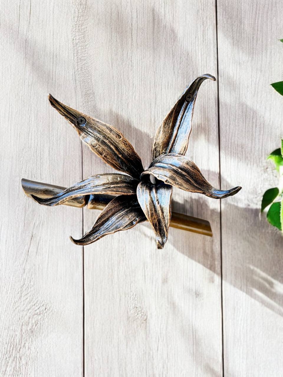 Handmade wall hook:metal holder for keys and bags,functional organizer for home,clothes,hats,unique design in the form of bamboo treehanger