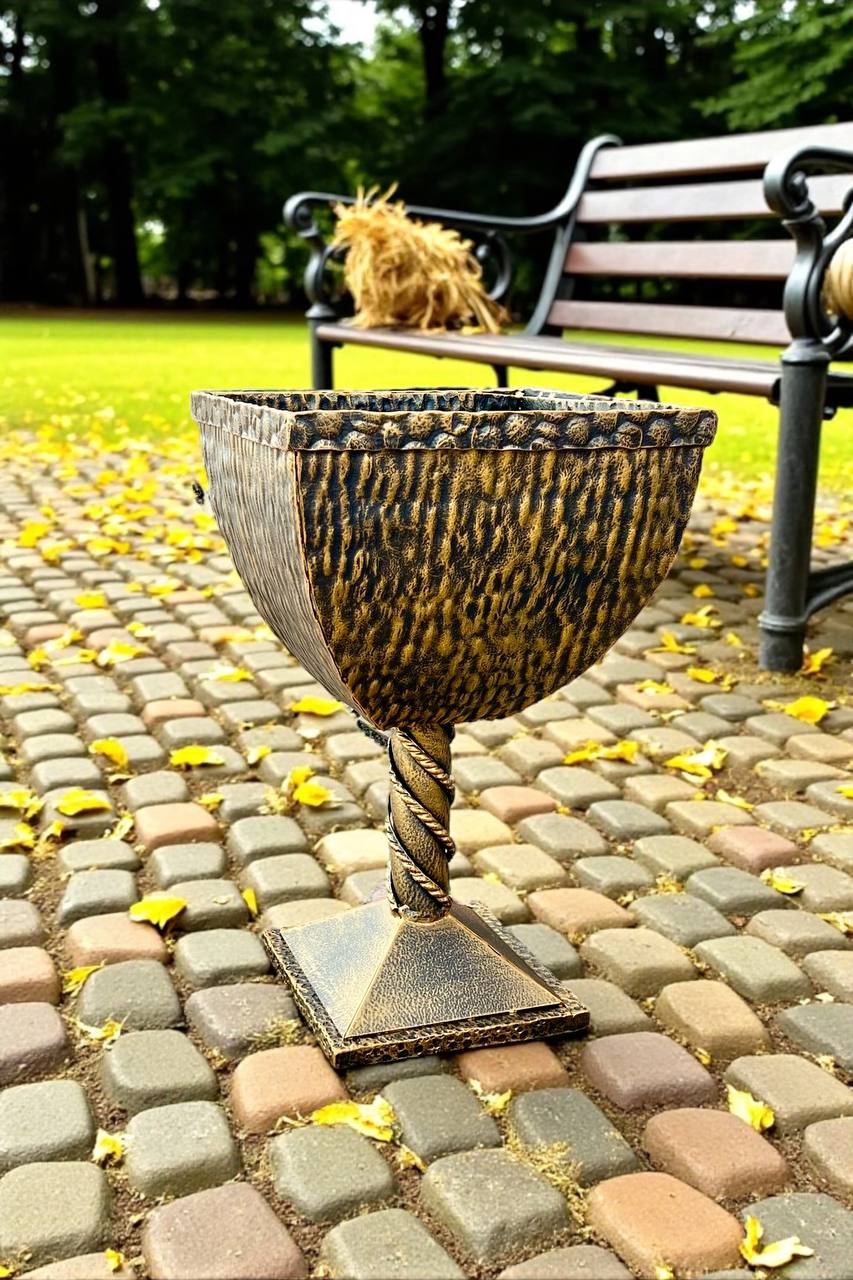 Wrought iron trash can,handmade metal trash can,modern trash can,outdoor, garden or interior decoration,outdoor trash can,gift,medieval styl