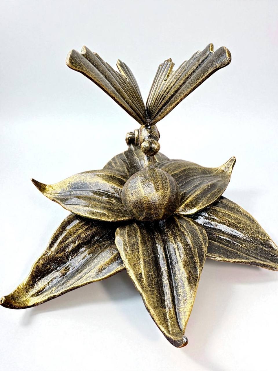 Metal Napkin Holder for Table,Decorative Flower Napkin Holder with Butterfly,Unique Handmade Tabletop Paper Napkin Holder
