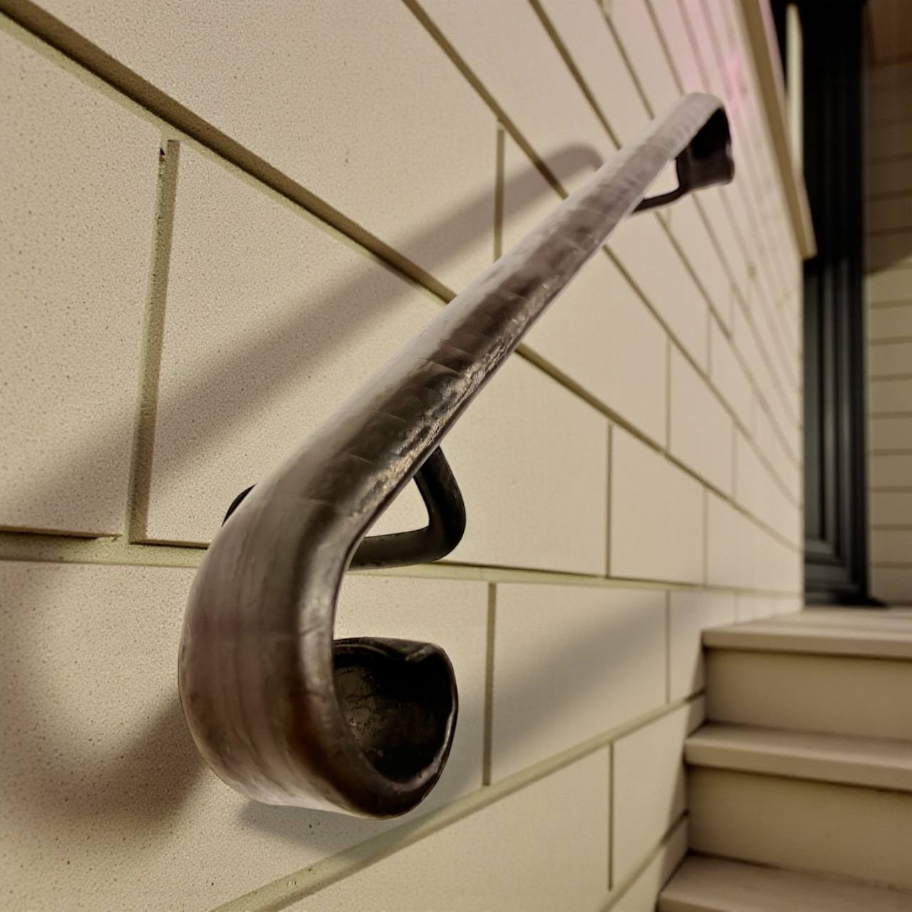 Forged Stair Handrail,Handmade Steel Wall Rail,Heavy-Duty Forged Handrail,Premium Wall-Mounted Railing,Classic Design,Custom Lengths