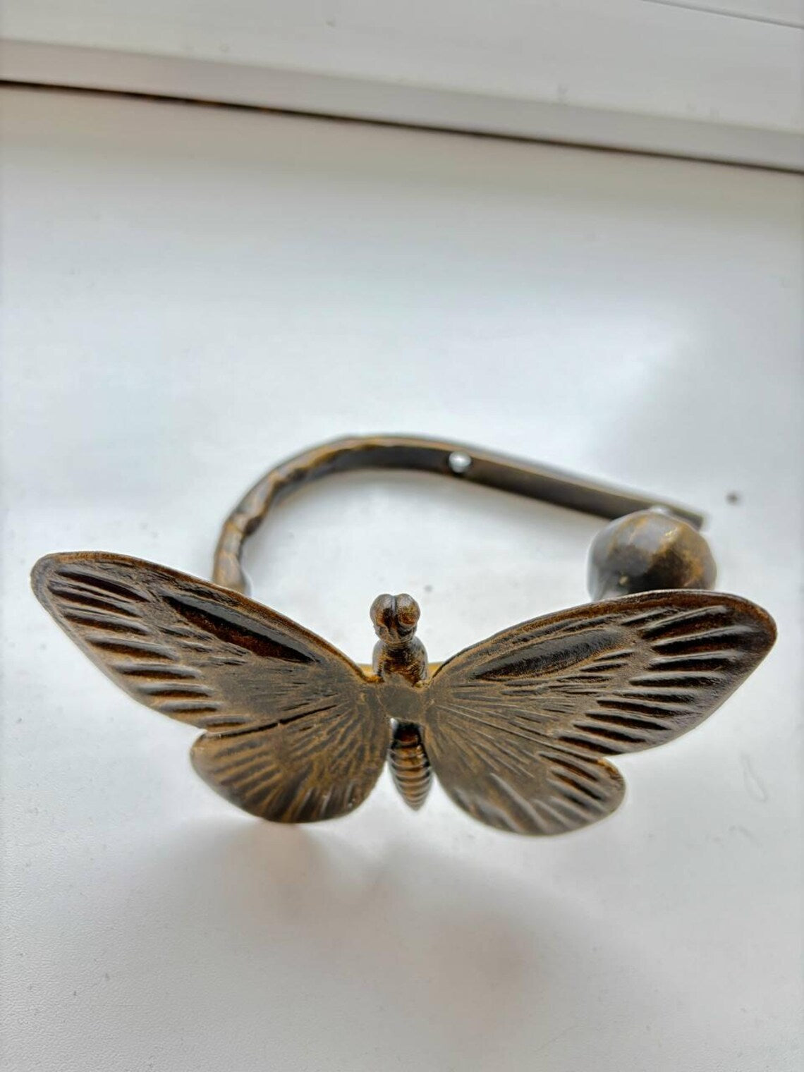 Handmade metal curtain ties, wall-mounted curtain ties, curtain holder - elegant and charming design, butterfly-shaped curtain hooks