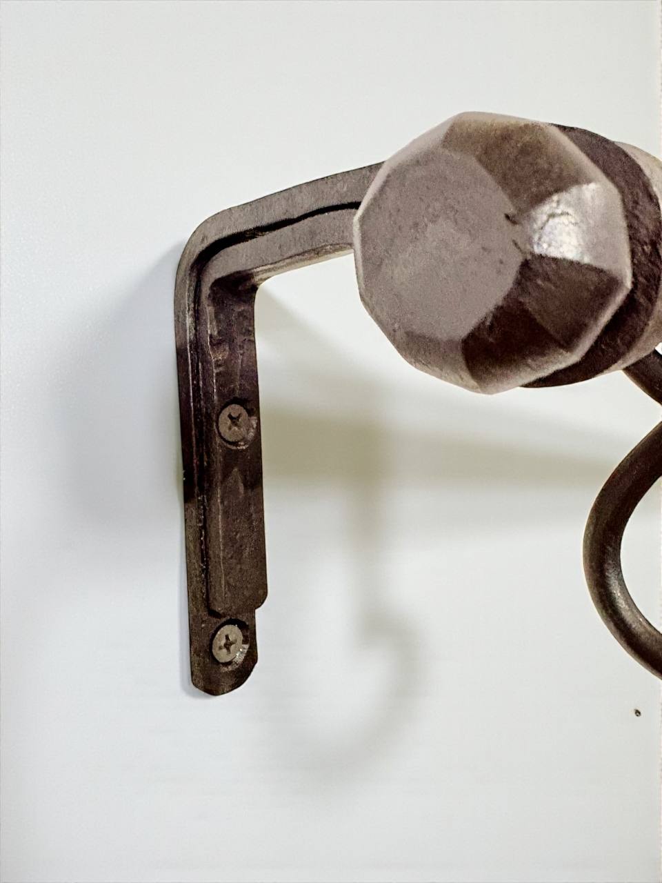 Rustic Kitchen Pot Rail with Hooks,Durable Wall Mounted Pot Rack,Cast Iron Pot Storage System,Iron Holders,Dish Organizer,dish hanger