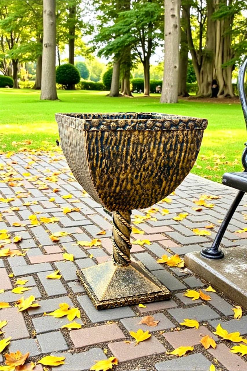 Wrought iron trash can,handmade metal trash can,modern trash can,outdoor, garden or interior decoration,outdoor trash can,gift,medieval styl